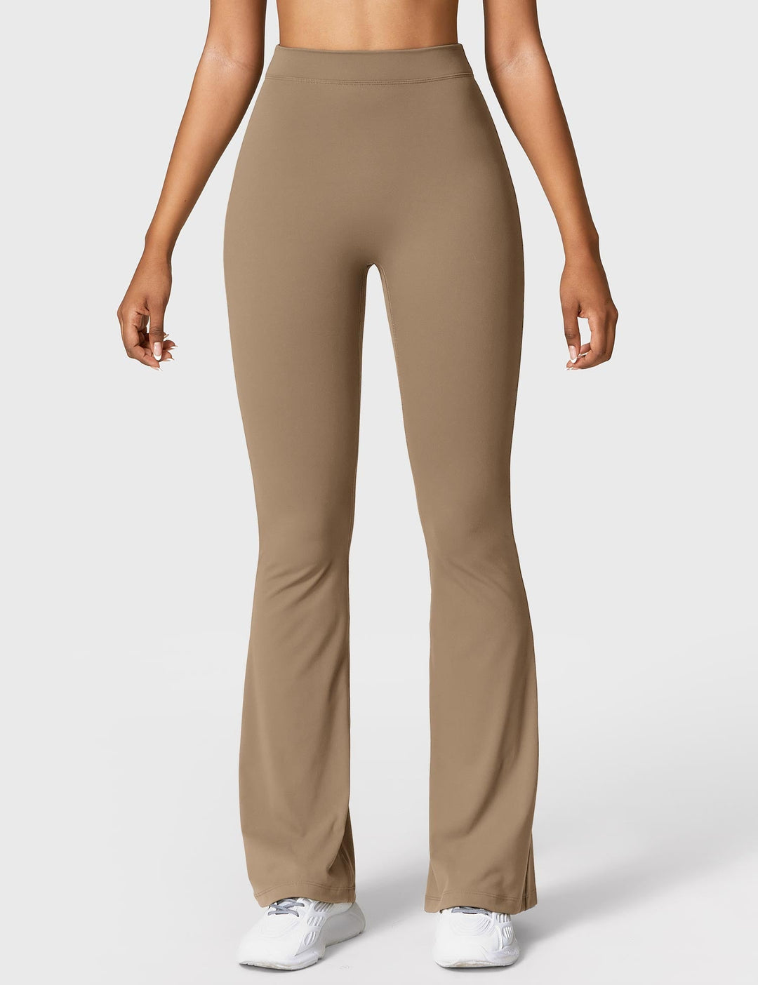Lune London | Flared leggings with V-neck