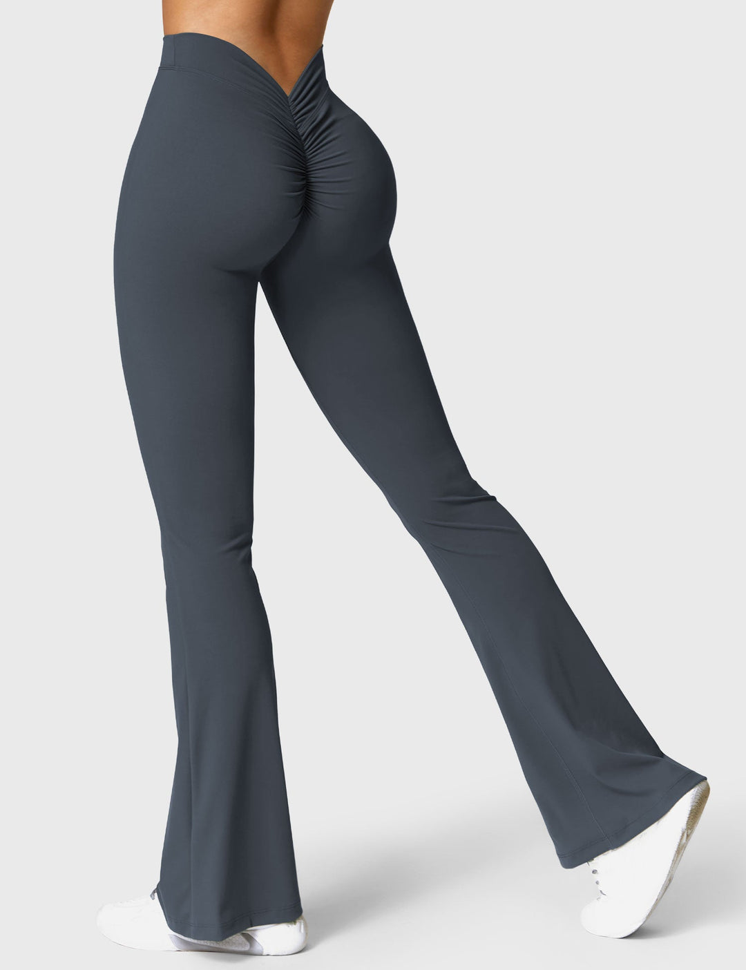 Lune London | Flared leggings with V-neck