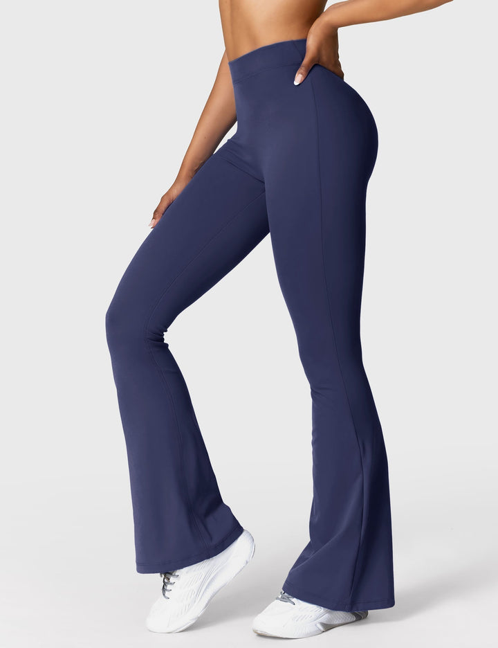 Lune London | Flared leggings with V-neck