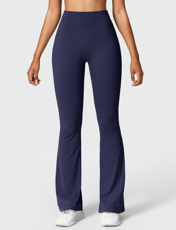 Lune London | Flared leggings with V-neck
