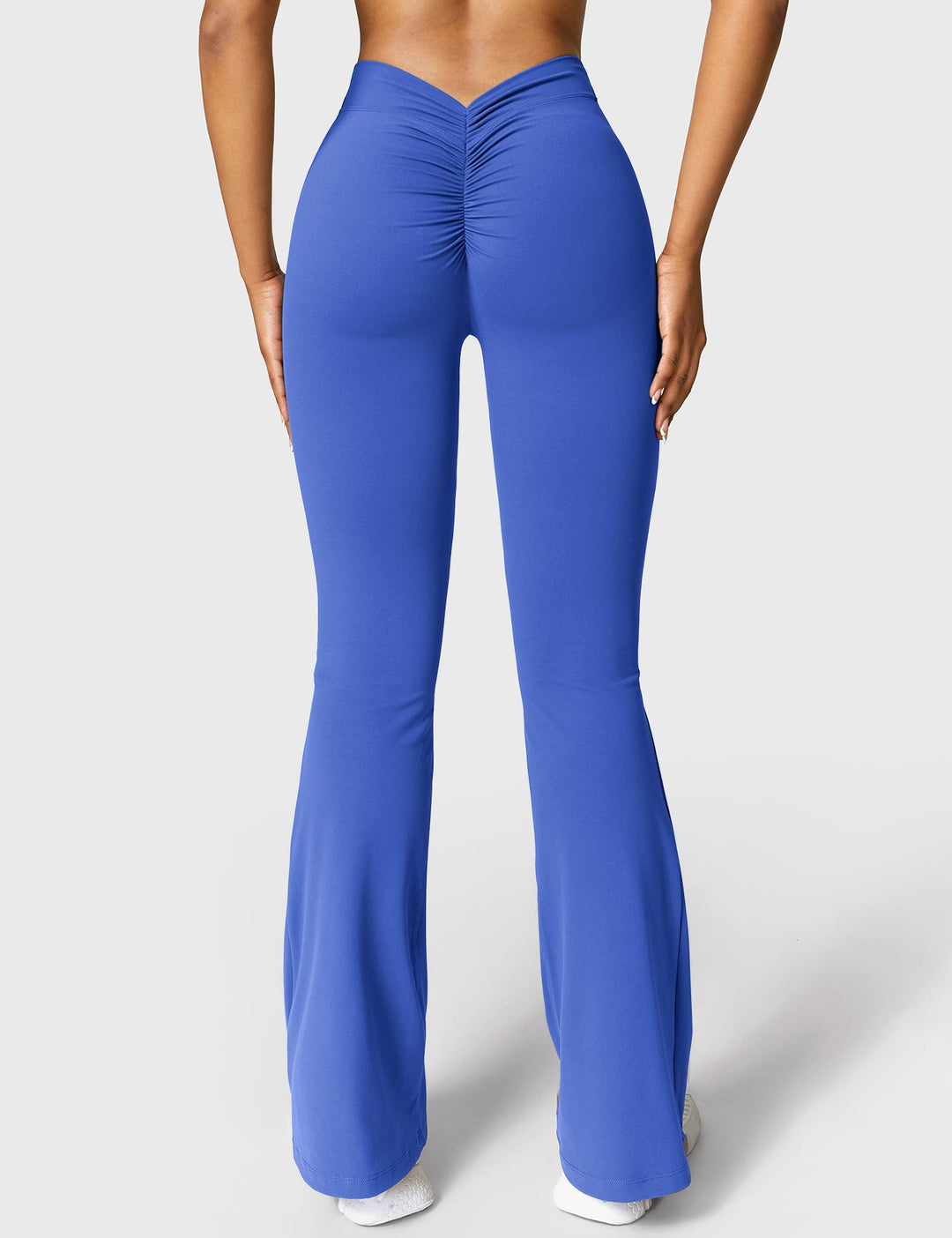 Lune London | Flared leggings with V-neck