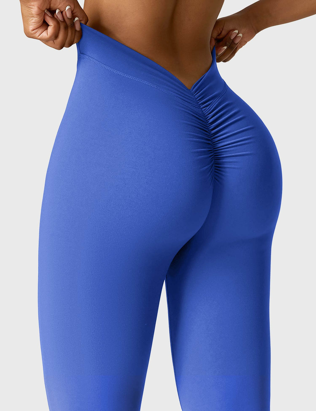 Lune London | Flared leggings with V-neck