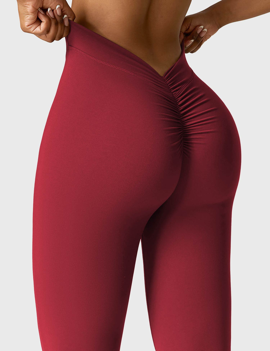 Lune London | Flared leggings with V-neck