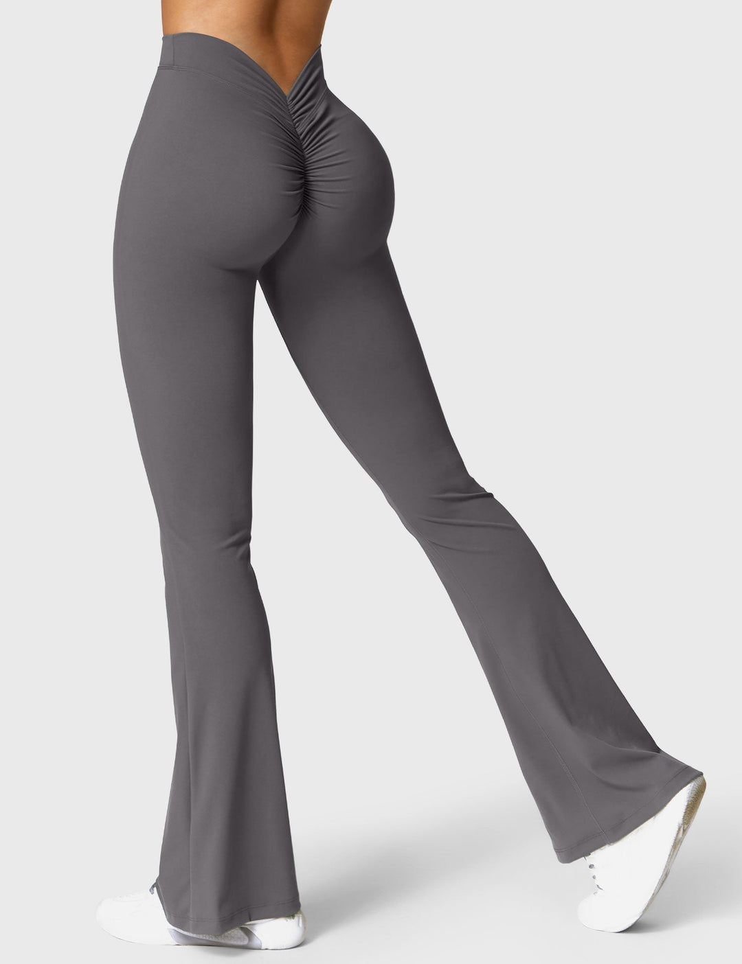 Lune London | Flared leggings with V-neck
