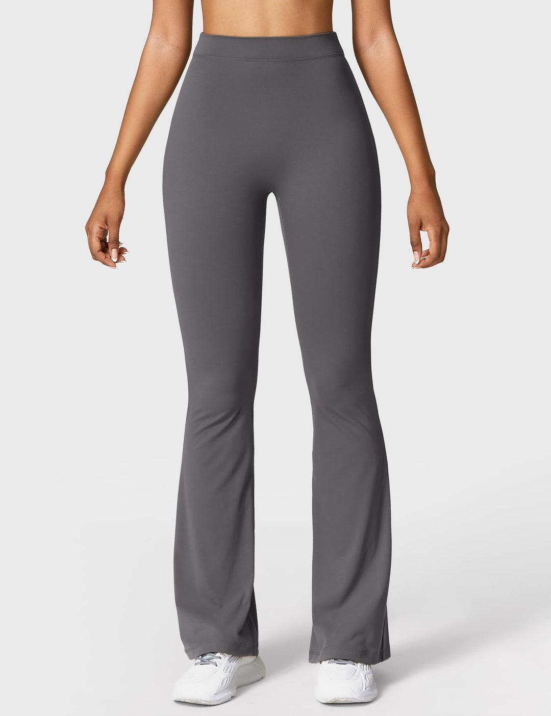 Lune London | Flared leggings with V-neck